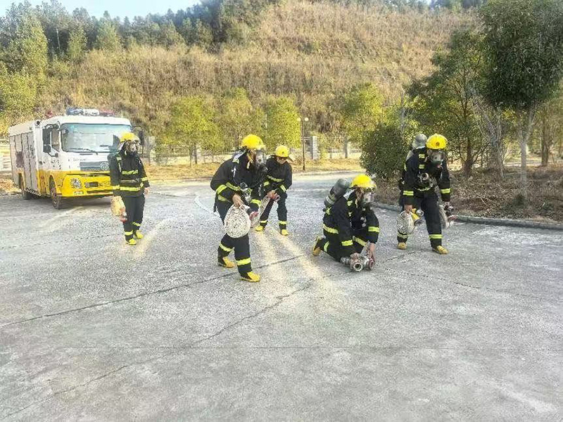 消防训练.jpg